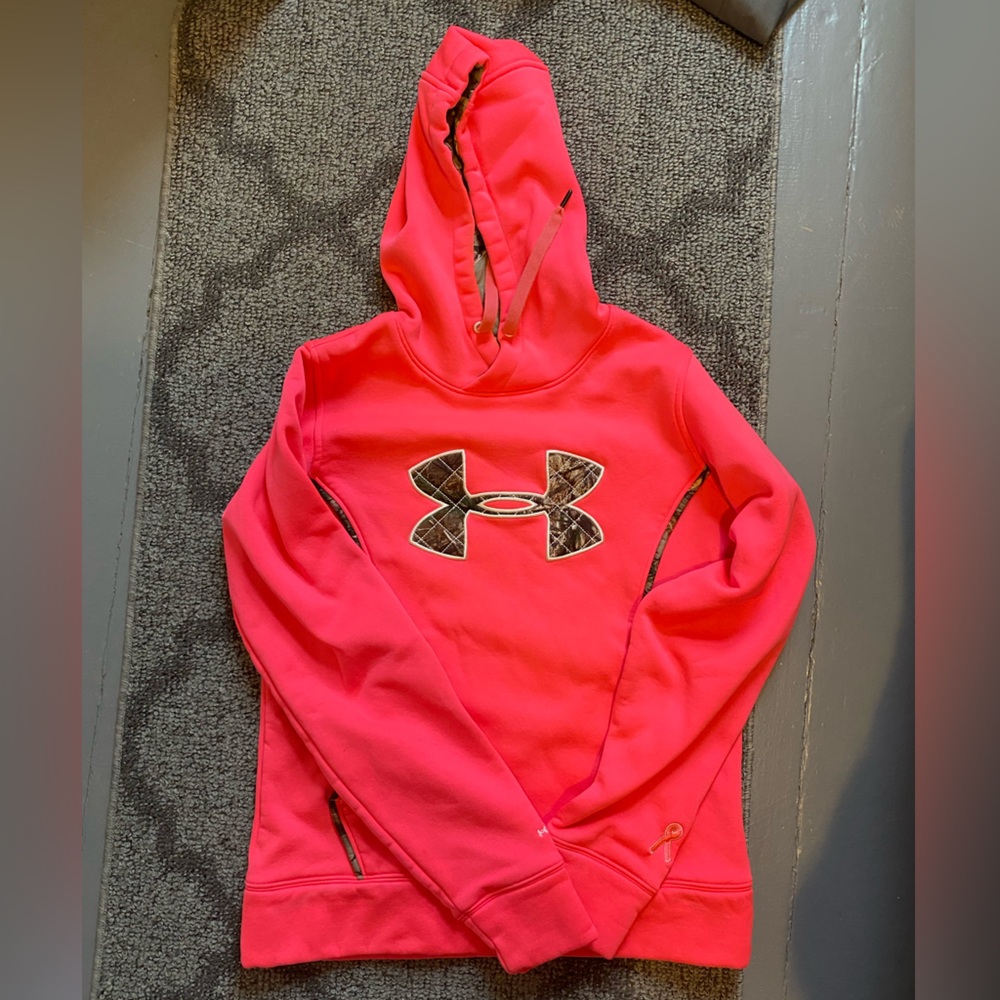 Hot pink under armour sweatshirt